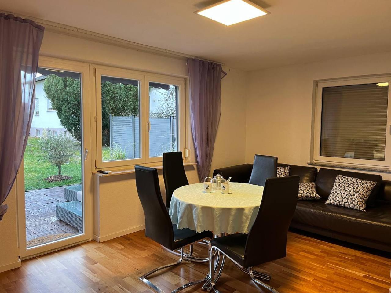 Gemuetliche 3 Zimmer Wohnung Mit Grosszuegiger Terrasse Im Gruenen Reutlingen Exteriér fotografie