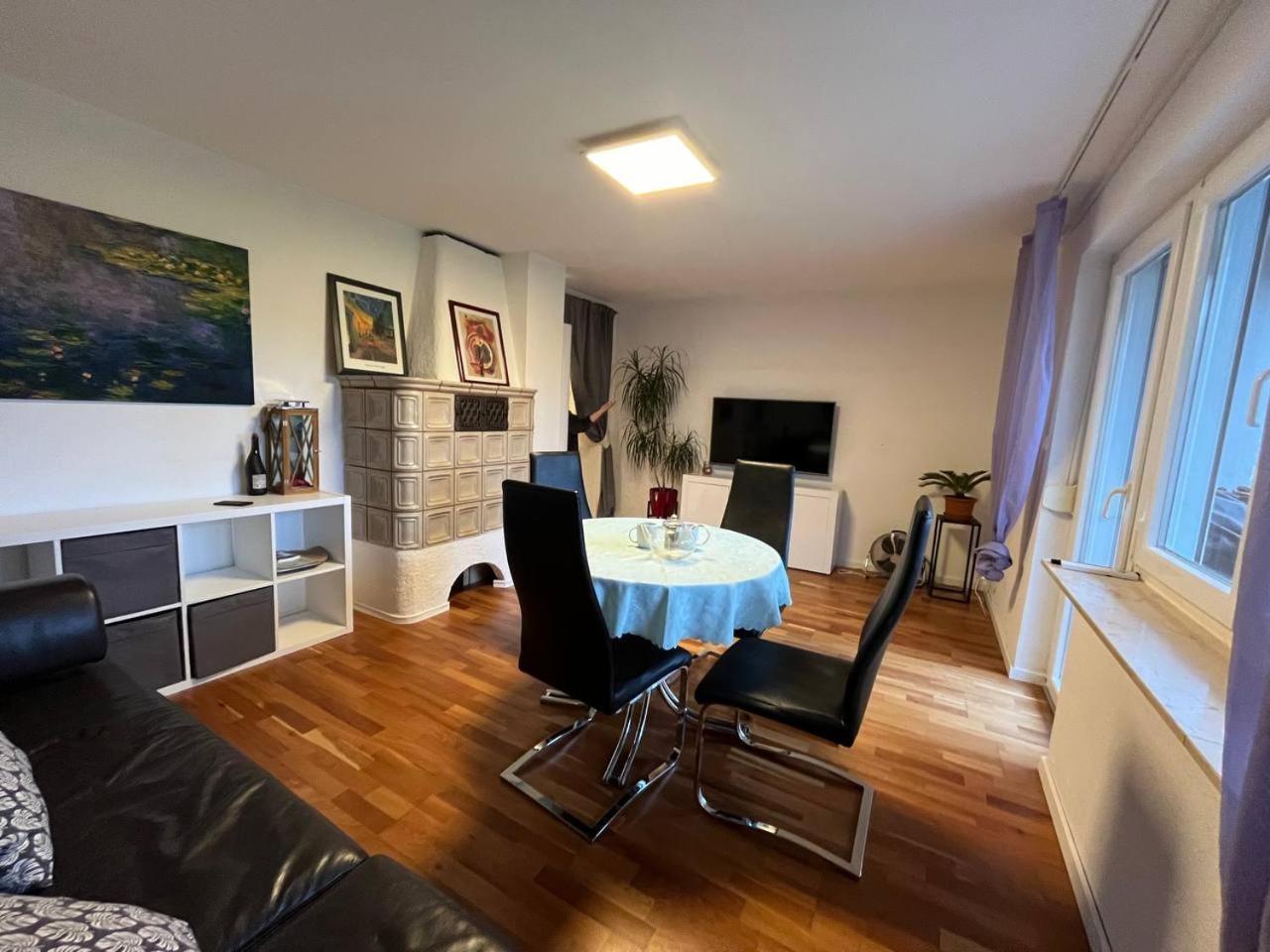 Gemuetliche 3 Zimmer Wohnung Mit Grosszuegiger Terrasse Im Gruenen Reutlingen Exteriér fotografie